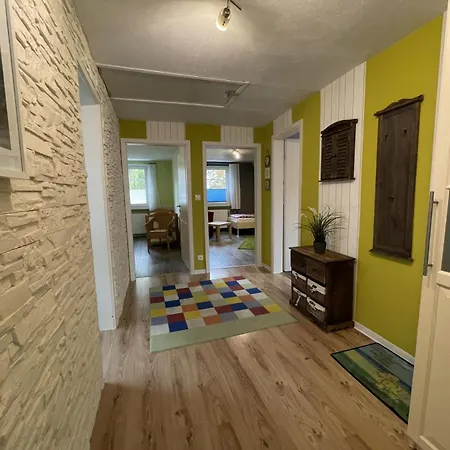 Kuhnert Apartment *